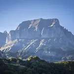 Ibis Styles Pays Du Mont-blanc 3*