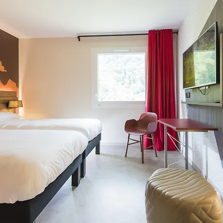 Ibis Styles Pays Du Mont-blanc Hotel