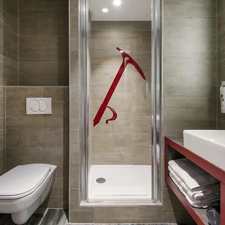 Ibis Styles Pays Du Mont-blanc 3*