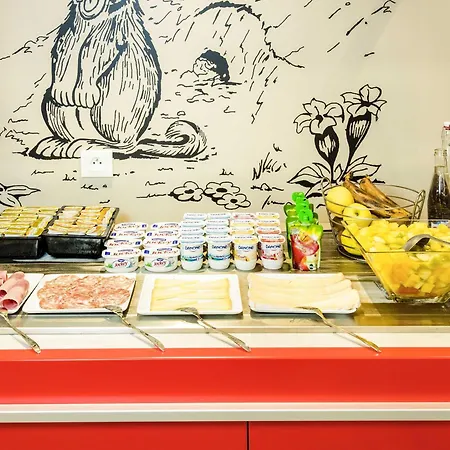 Ibis Styles Pays Du Mont-blanc 호텔 살랑쉬