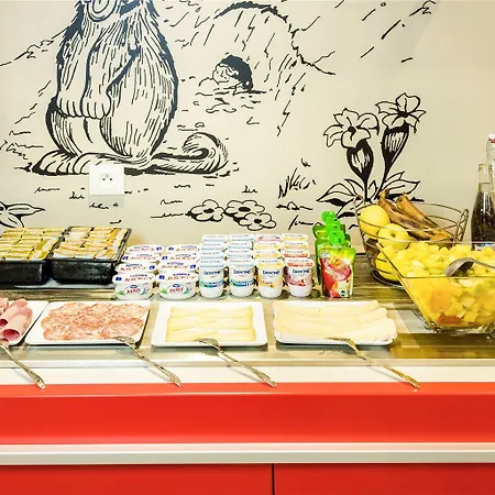 Ibis Styles Pays Du Mont-blanc Hotell Sallanches