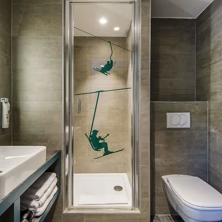 Ibis Styles Pays Du Mont-blanc 3*