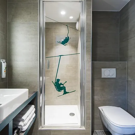 Ibis Styles Pays Du Mont-blanc 3*
