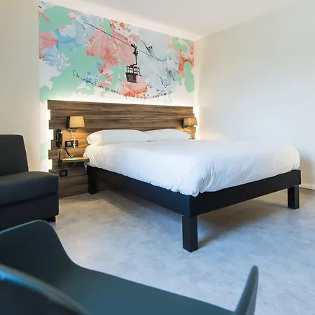 Ibis Styles Pays Du Mont-blanc Hotel