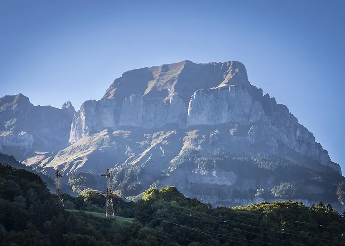Ibis Styles Pays Du Mont-blanc 3*
