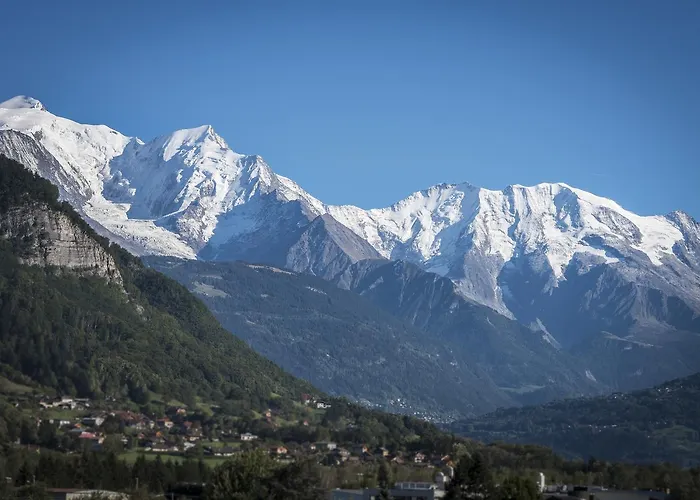 Ibis Styles Pays Du Mont-blanc 3*