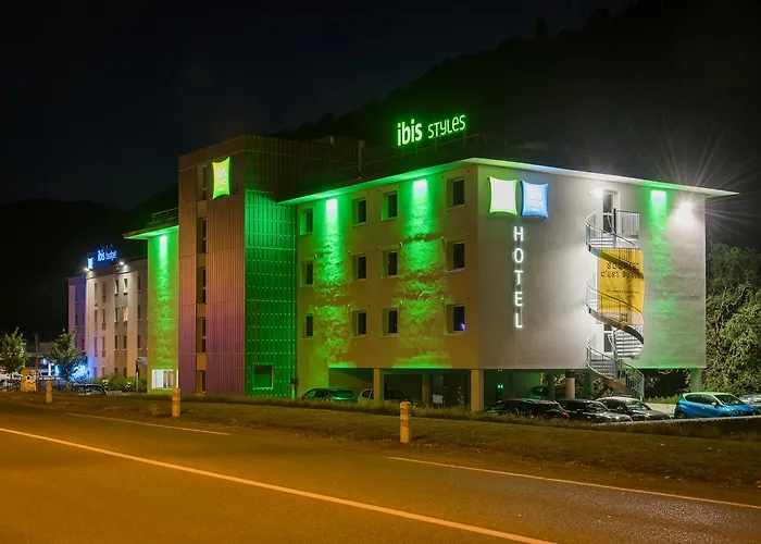 Ibis Styles Pays Du Mont-blanc 3* Салланш